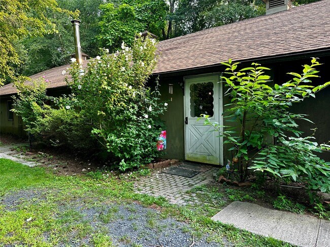 Building Photo - 2971 NY-97