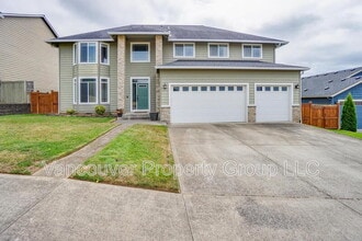 Building Photo - 1211 W F Pl