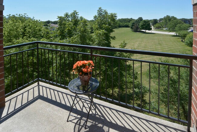 Foto del edificio - 3401 N Carriageway Dr