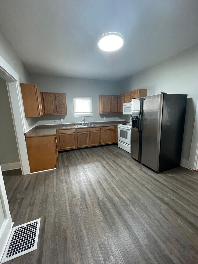 Foto del edificio - 1315 Morton St