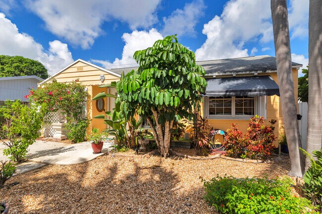 Foto del edificio - 341 Nottingham Blvd