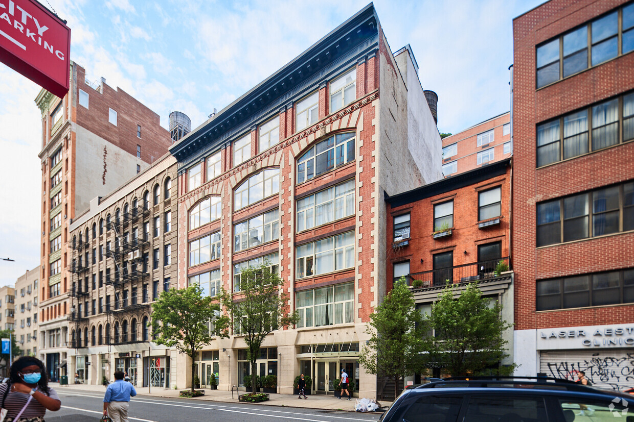 Primary Photo - The Chelsea Quarter