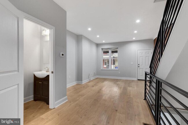 Foto del edificio - 1509 N Hollywood St