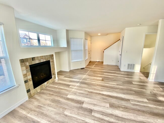 Living Room - 12812 Jasmine St