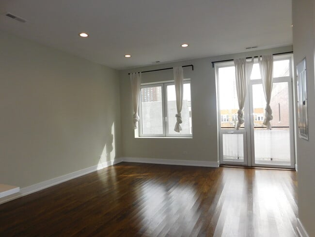 Building Photo - 5139 N Broadway