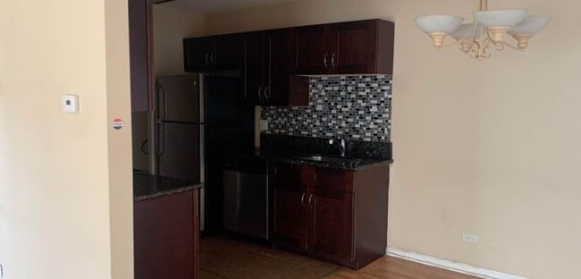 Building Photo - Your Search For A Condo Ends Here!!!!!!!!