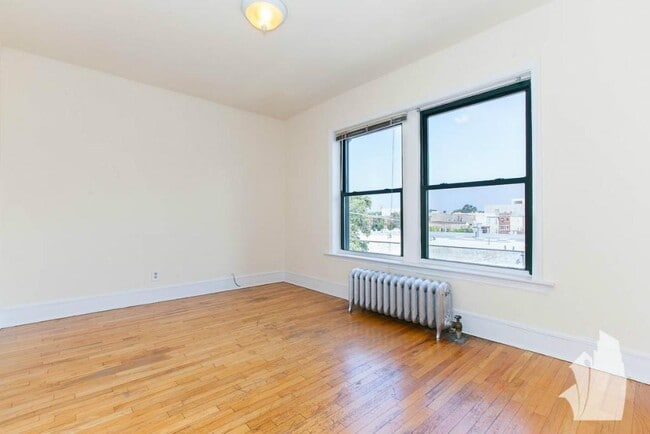 Photo - 2338 North Spaulding Avenue-3B Apartment