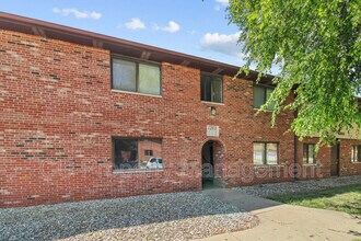 Building Photo - 1203 Dean Dr