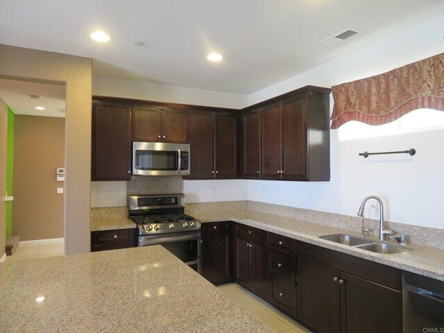 Primary Photo - 2237 Las Cruces St