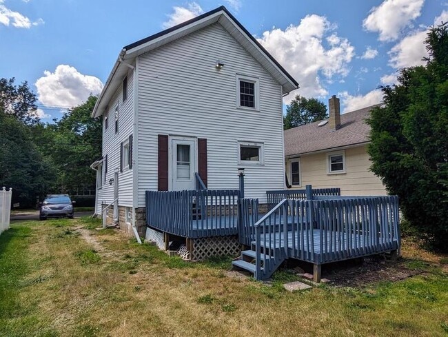 Photo - 201 S Foster Ave House