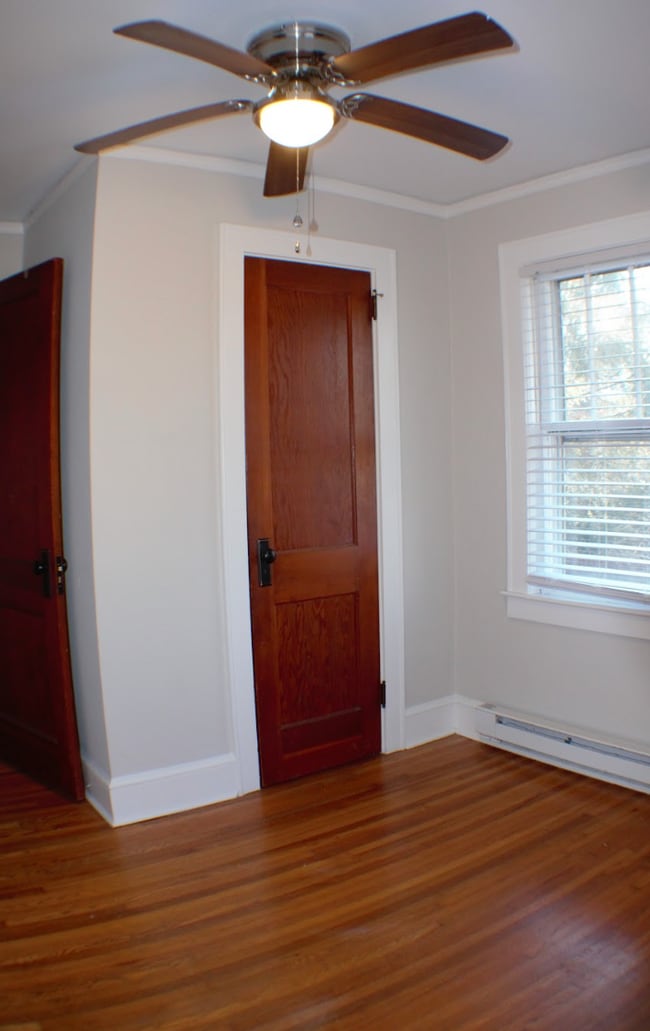 Building Photo - 113 Ashwood Rd