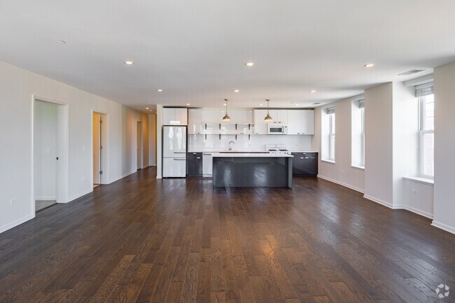 3HAB, 2BA - 1.720SF - Eleven5 Lake