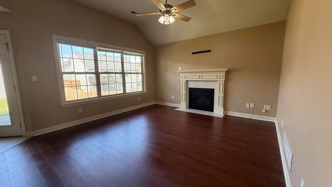 Building Photo - 5109 Lake Trout Ct