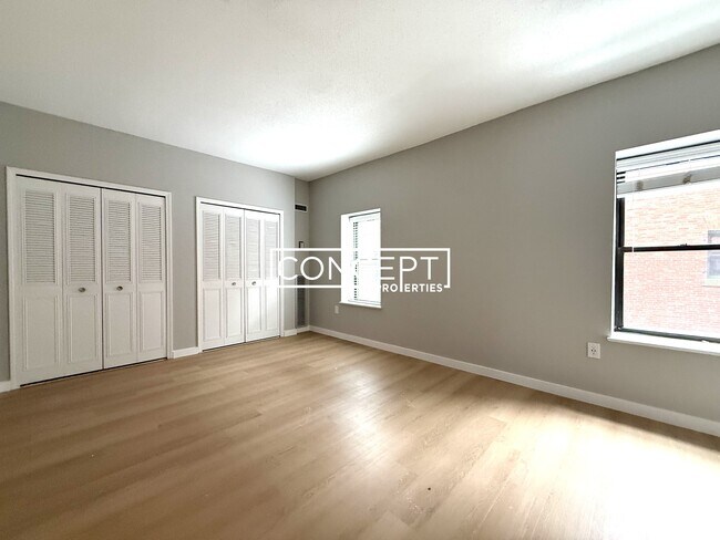 Foto del edificio - 1200 Adams St