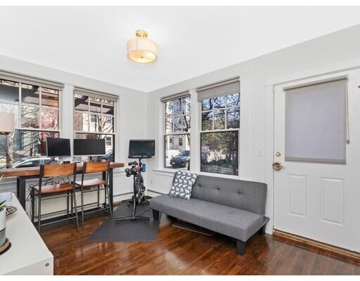 Foto del edificio - 429 Norfolk St