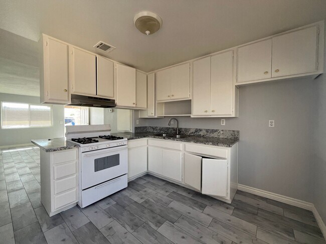 Foto del edificio - 700