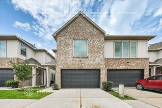 Building Photo - 10434 Executive Lake Dr