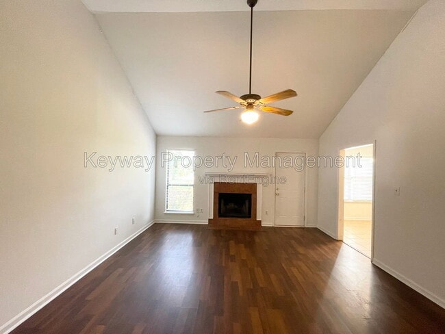 Building Photo - 2203 Sagemont Ct