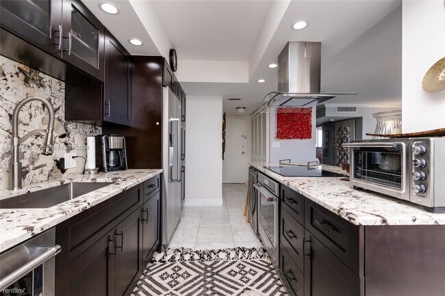 Foto del edificio - 2 br, 2 bath House - 1200 S Ocean Blvd Apt...