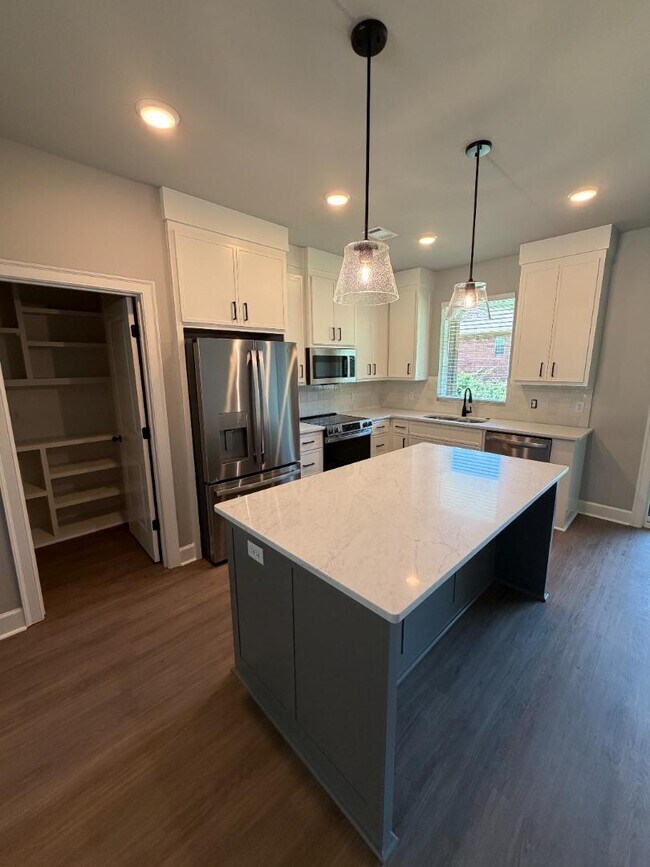 Foto del edificio - 2507 Rolling Brook Dr