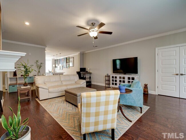 Foto del edificio - 720 Waterford Lake Dr