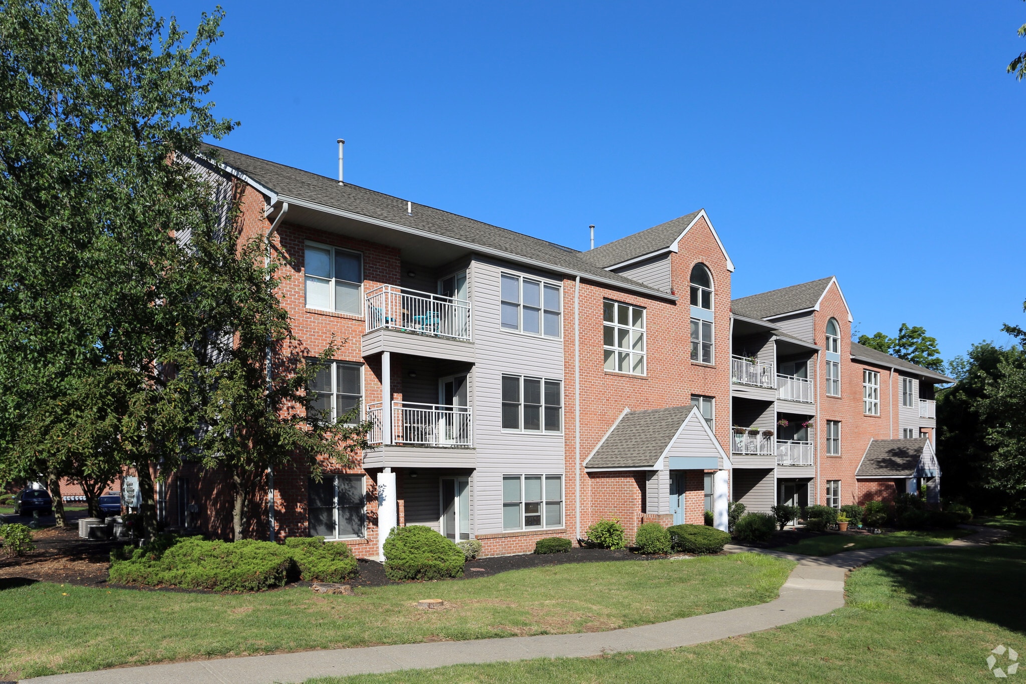 The Meadows Apartments photo 4