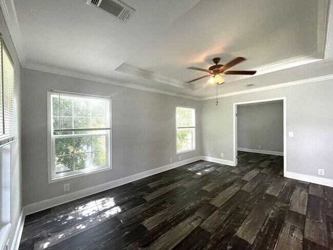 Foto del edificio - 36116 Plum Ave