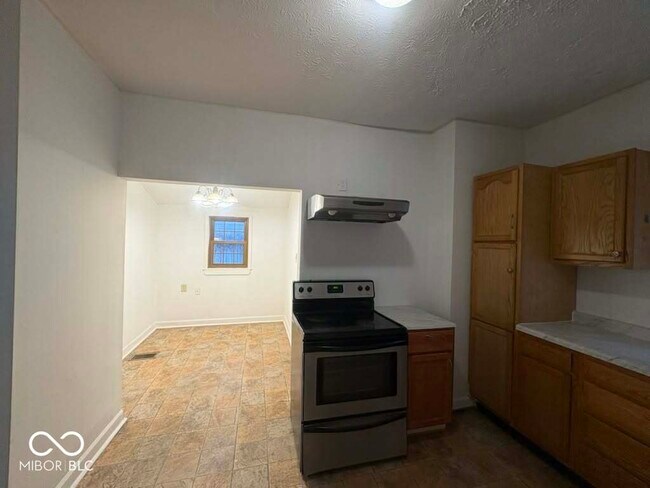 Foto del edificio - 2839 E 19th St