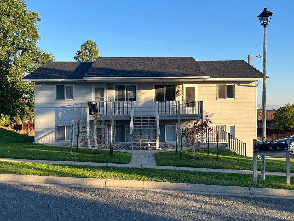 Building Photo - 2540 Heritage Dr