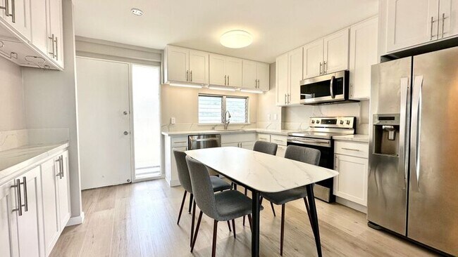 Foto del edificio - 1617 Ke’eaumoku St