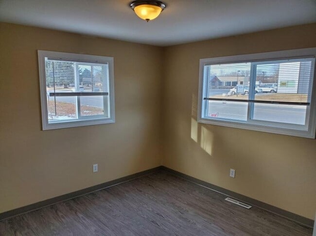 Building Photo - 2 bedroom in Billings MT 59102