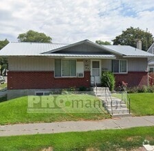 Building Photo - 588 L St