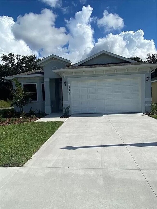 Building Photo - River Run Estates - Newer Construction Sin...
