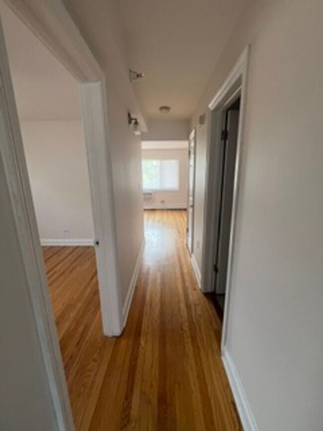 Foto del edificio - Salem Village Apartments LLC