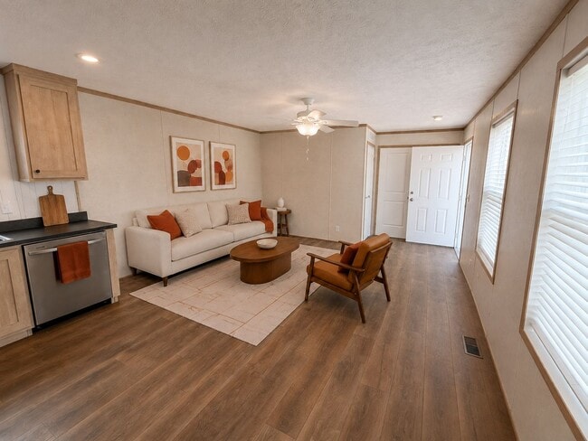 Building Photo - 3931 N Deadwood Dr