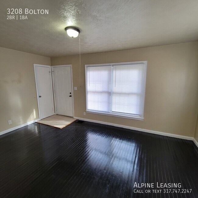 Foto del edificio - CUTE NORTH-EAST INDIANAPOLIS HOME 2 BEDROO...