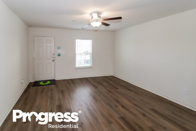 Building Photo - 208 Crescent Park Dr