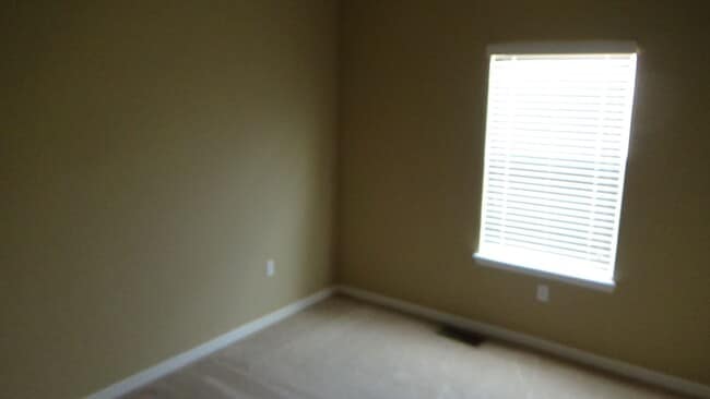 Building Photo - Spacious Winter Garden Townhome