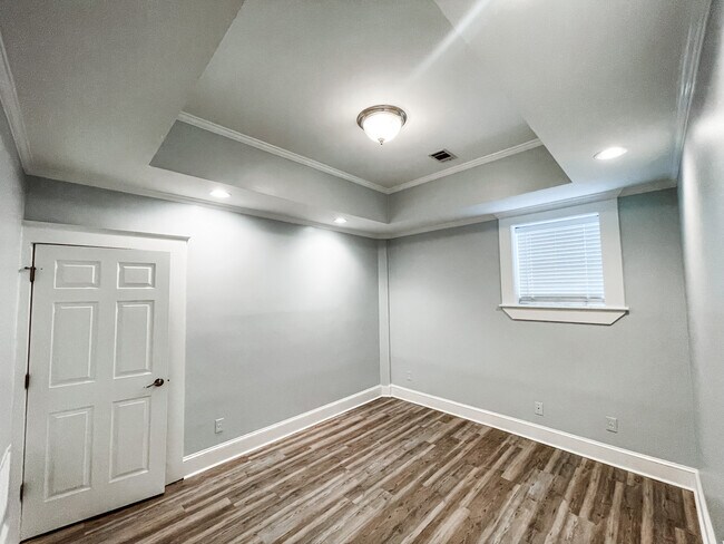 room 1 view - 71 17th St NE