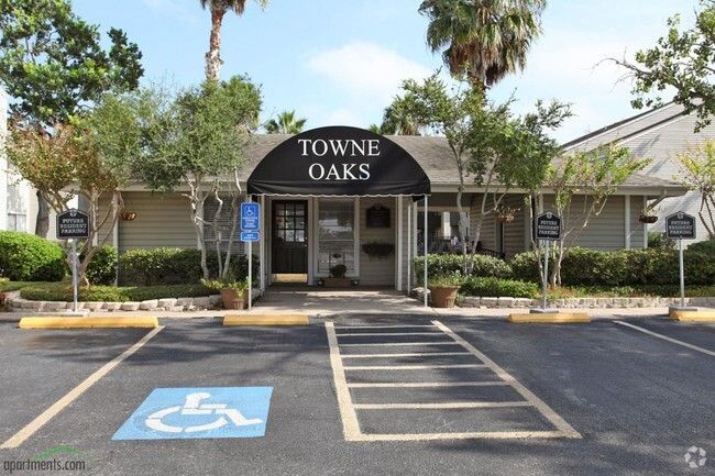 Towne Oaks 1 Apartments