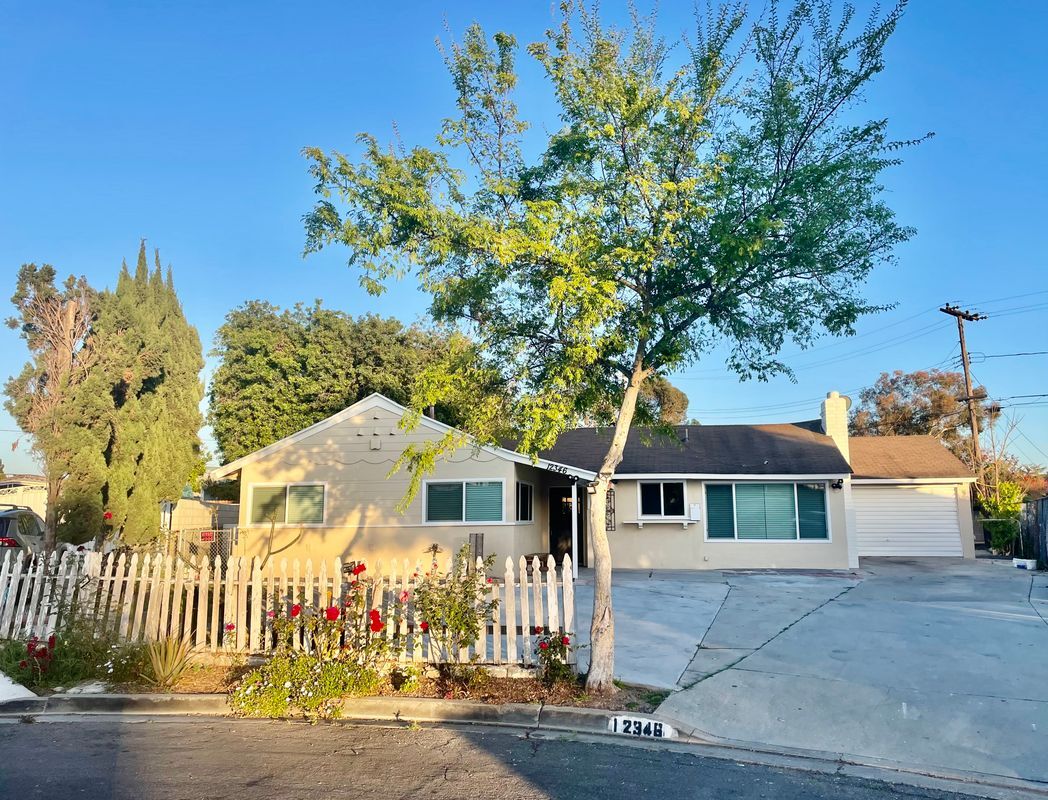 Building Photo - 12346 Flint Pl
