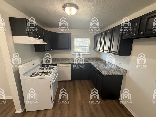 Photo - 1108 E Inwood Dr (Arlington, TX) House