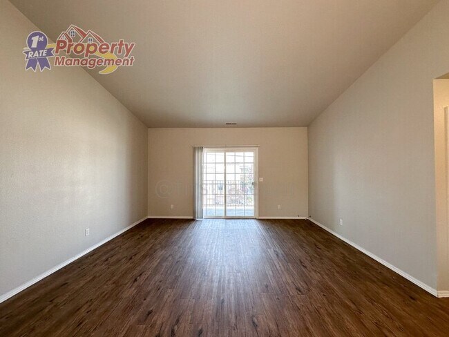 Foto del edificio - 40 E King St