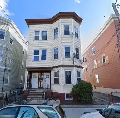 Primary Photo - 376 Prospect St