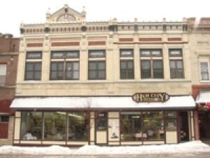 Primary Photo - 412 E Mill St