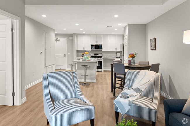 1BR, 1BA - 866SF - Centerpointe at Market