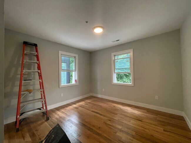 Building Photo - 497 Boylston St