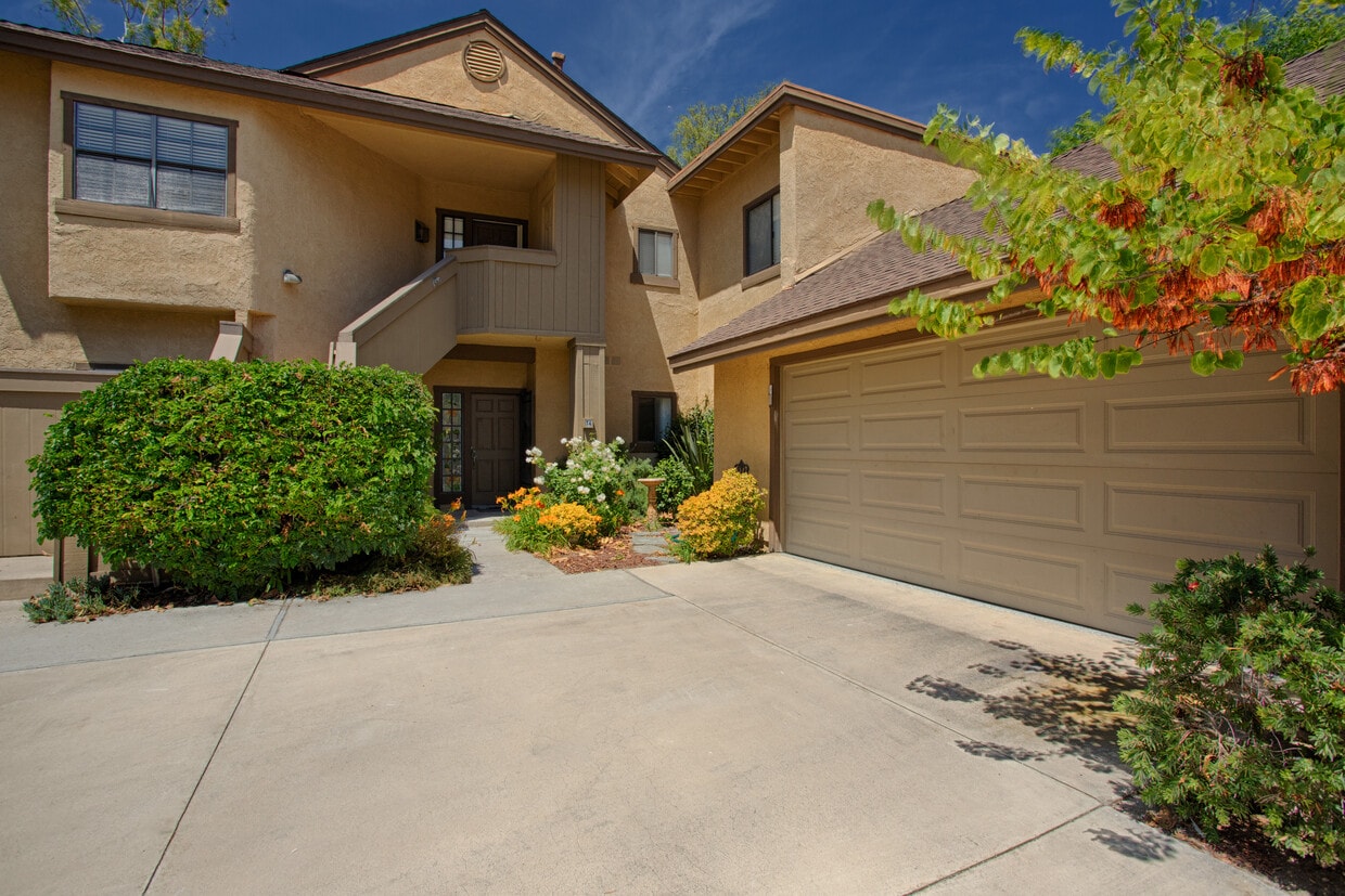 14 Rainbow Rdg Unit 39, Irvine, CA 92603 Condo for Rent in Irvine, CA