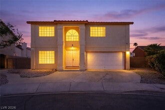 Building Photo - 808 Majestic Rock Cir
