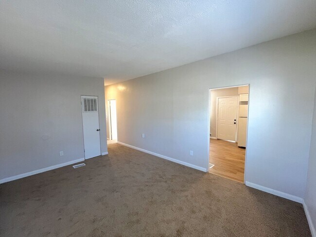 Foto del edificio - 3008 Herold Dr